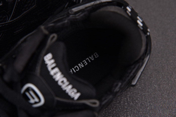 RUNNER SNEAKER RS117