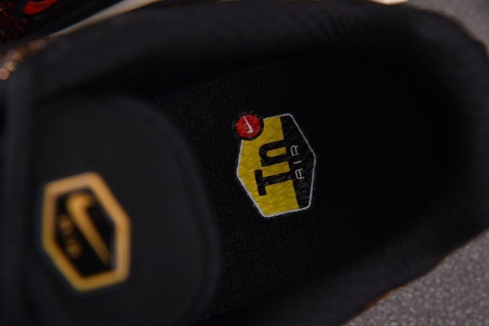 Swarovski x Nike Wmns Air Max Plus 