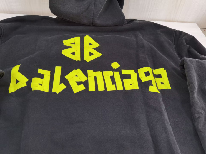 Balenciag**a CLOTHES BAC00001