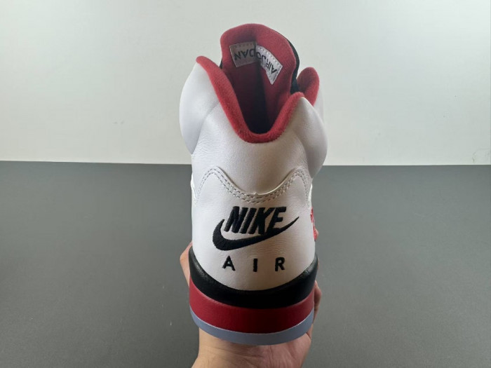 Air Jordan 5 Retro 
