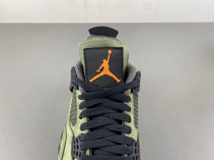 Undefeated x Air Jordan 4 Retro 2025 IB1519-200