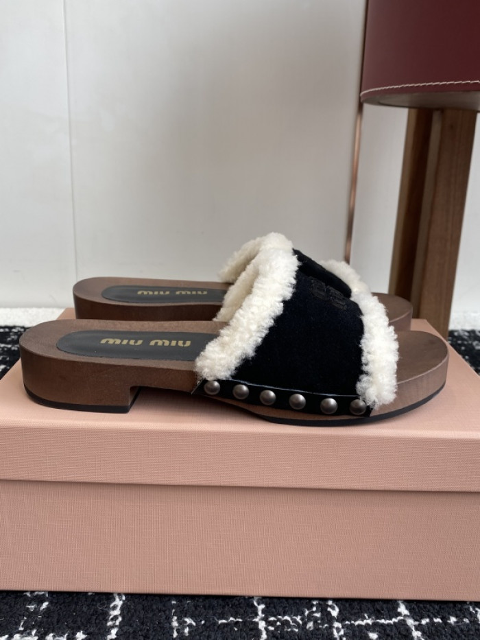 MIU MIU SANDAL