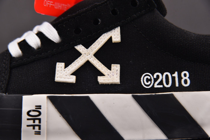 OFW Sneakers OW10031