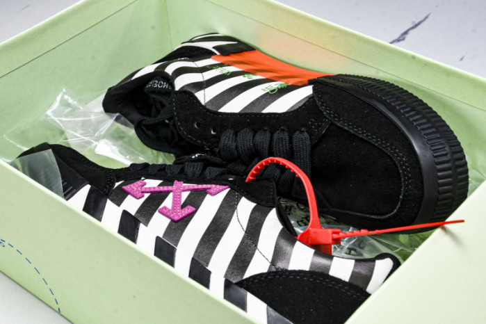 OFW Sneakers OW10038