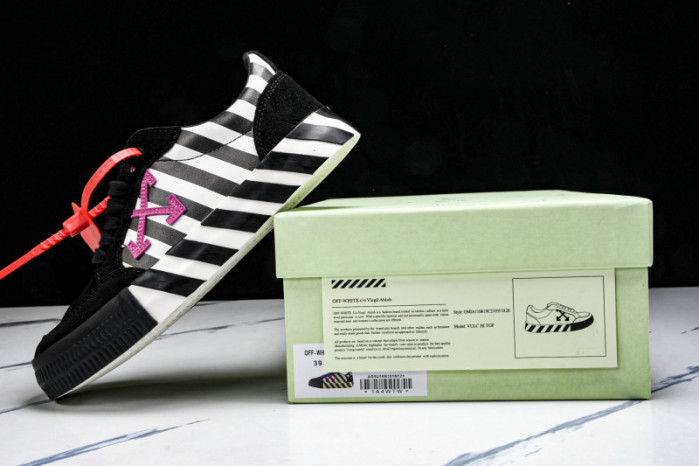 OFW Sneakers OW10038