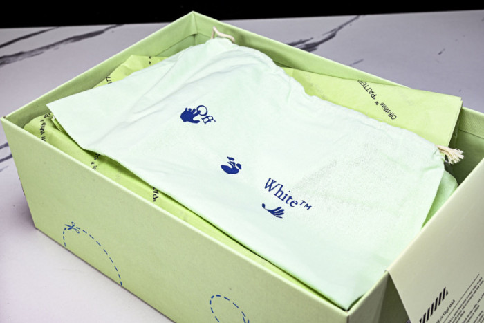 OFW Sneakers OW10040